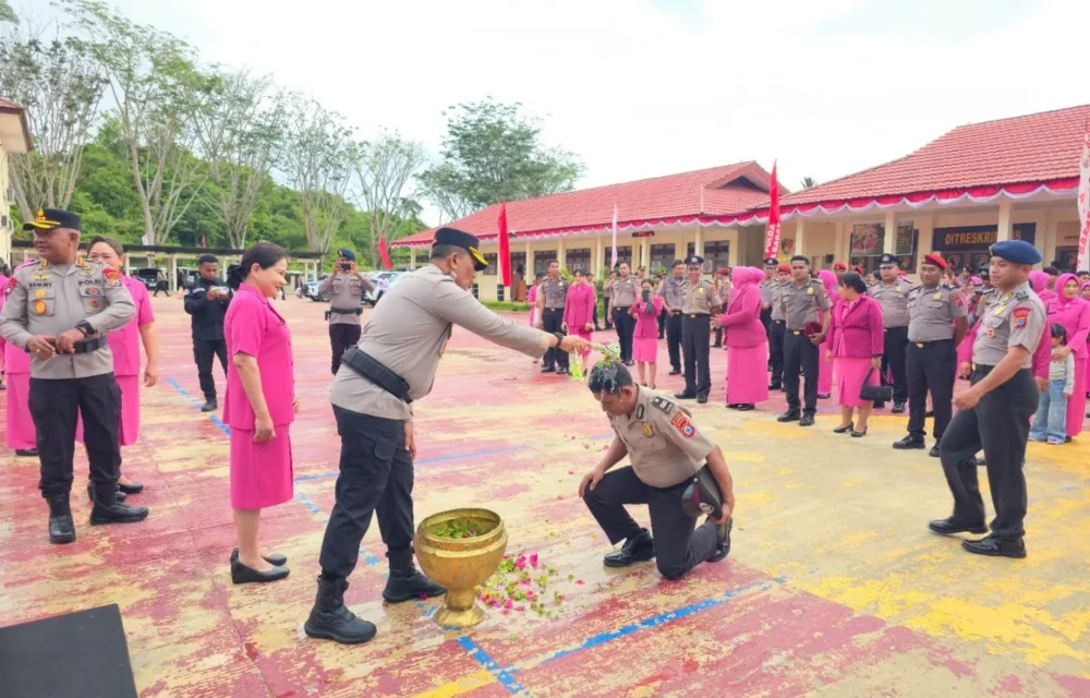 Wakapolda Papua Barat Daya Pimpin Korps Raport, 87 Personel Naik Pangkat