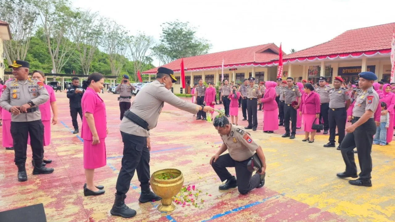 Wakapolda Papua Barat Daya Pimpin Korps Raport, 87 Personel Naik Pangkat