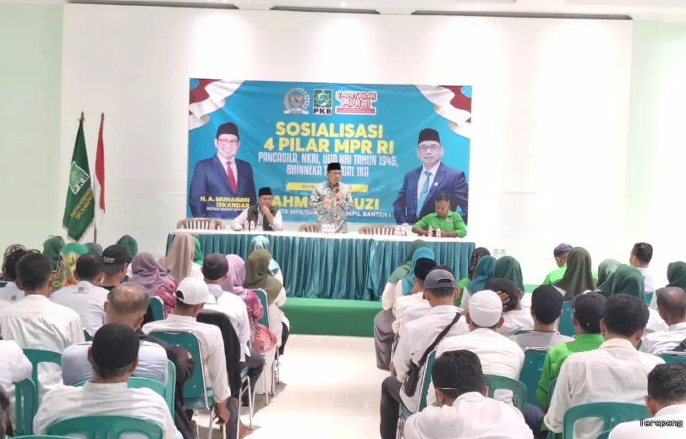 Anggota Mpr Ri Ahmad Fauzi Tekankan Pentingnya Demokrasi Pancasila Di Pandeglang