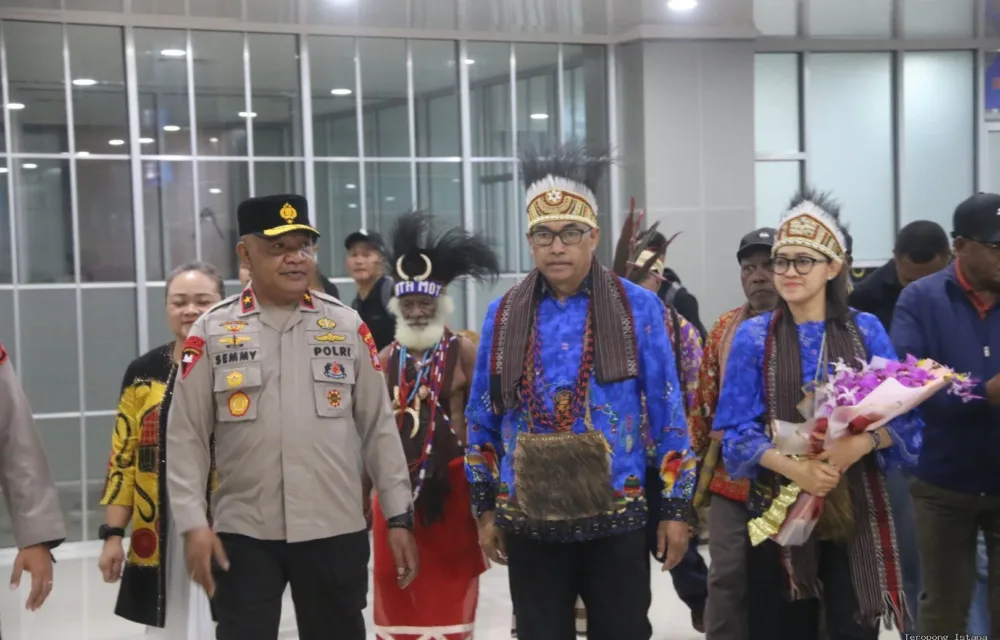 Tiba Di Sorong, Kapolda Papua Barat Daya Yulius Audie Sonny Latuheru Siap Perkuat Sinergi Dan Pelayanan Masyarakat